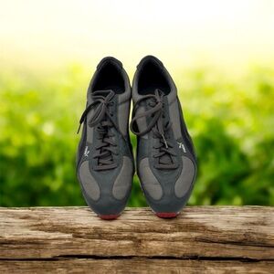 Used Gray and Black Athletic Puma Shoes Size 12